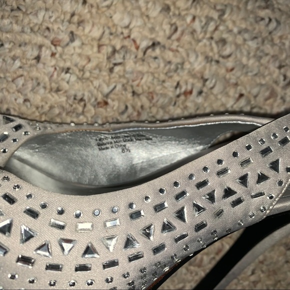Silver Sparkle High Heels - Picture 2 of 4